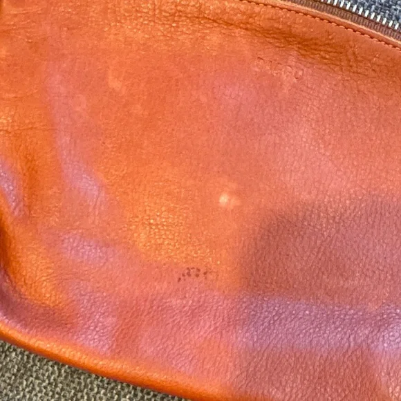 BAGGU Leather Zip Pouch in Warm Brown - Picture 3 of 8